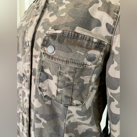 Tru Luxe Jeans Camo Utility Shirt Dress Snap Front NWT Size M - Picture 3 of 12